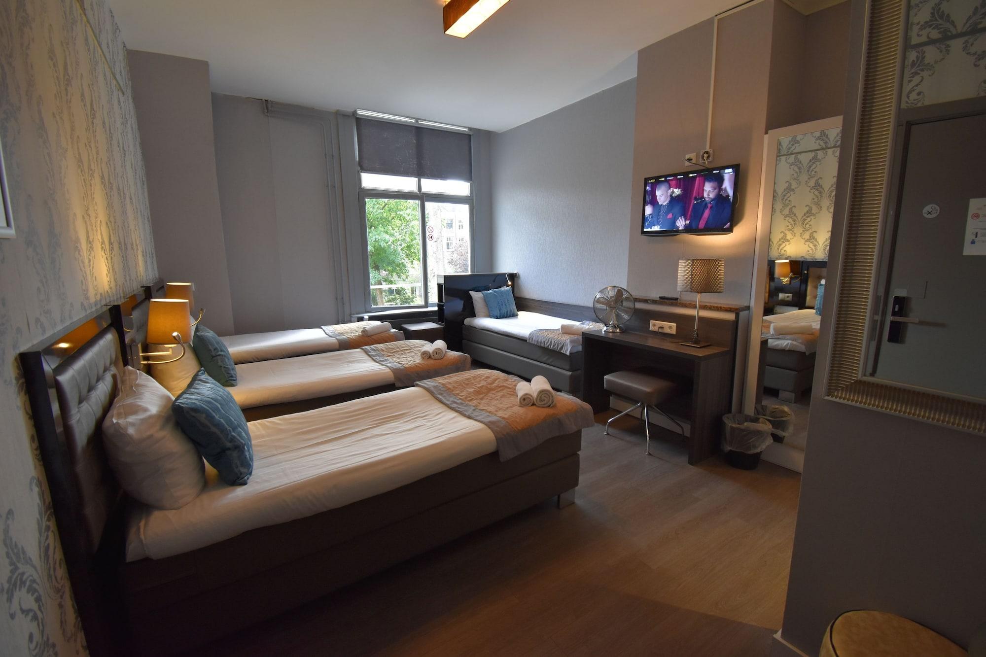Hermitage Hotel 3*